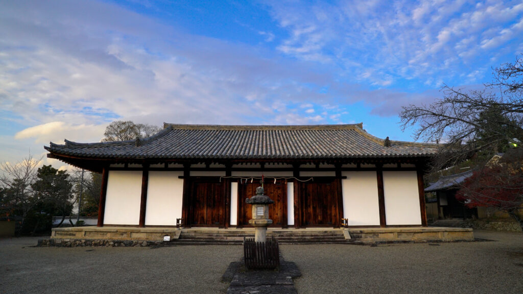 奈良新薬師寺の本堂