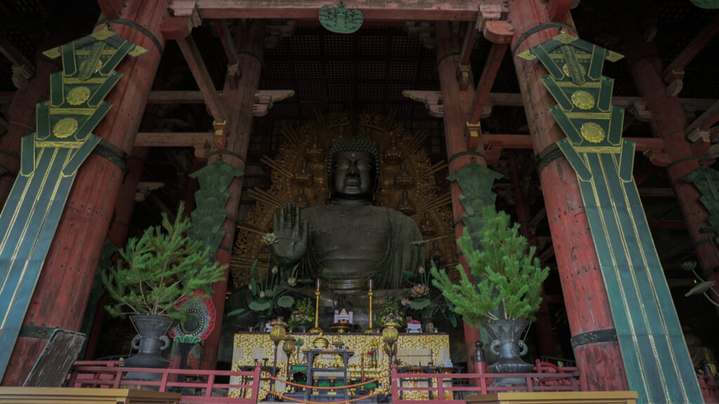 奈良東大寺の盧舎那仏