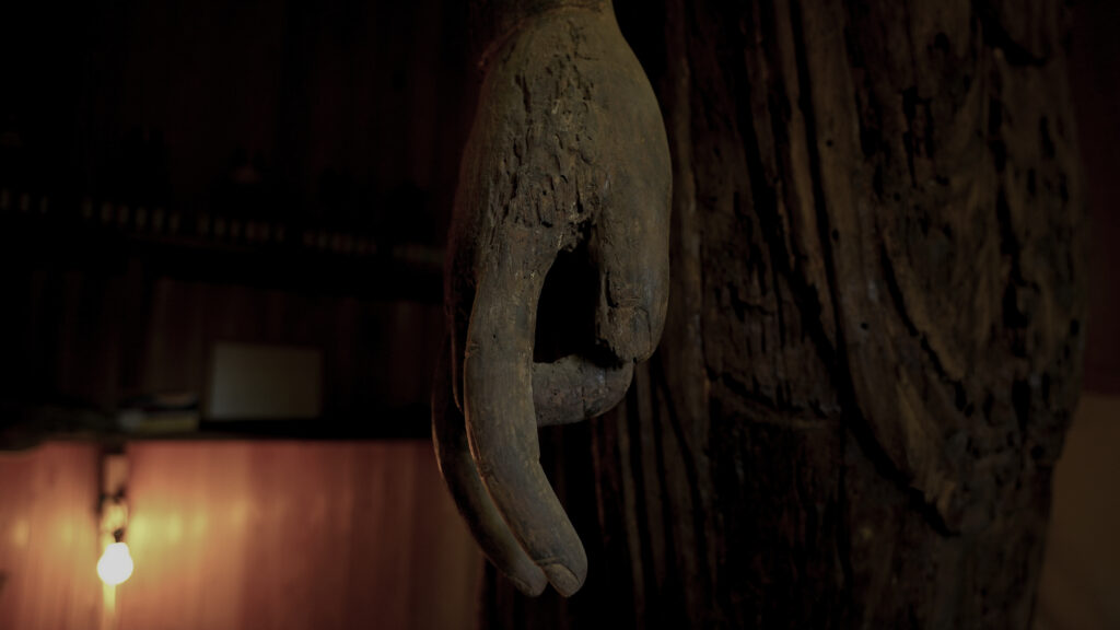 千葉県市原市の日光寺聖観音立像の手