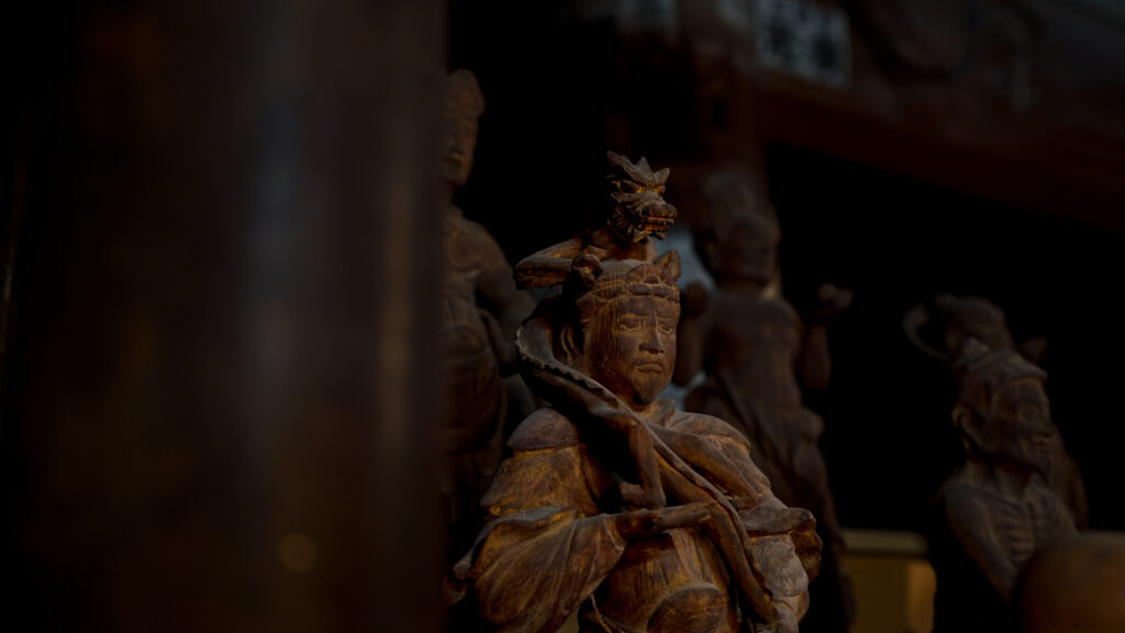 千葉県いすみ市清水寺の二十八部衆立像の難陀龍王