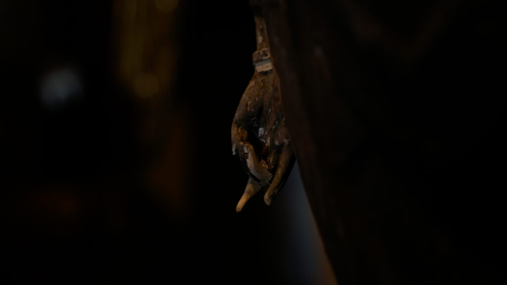 千葉県佐倉市宝金剛寺の薬師如来三尊像の脇侍月光菩薩