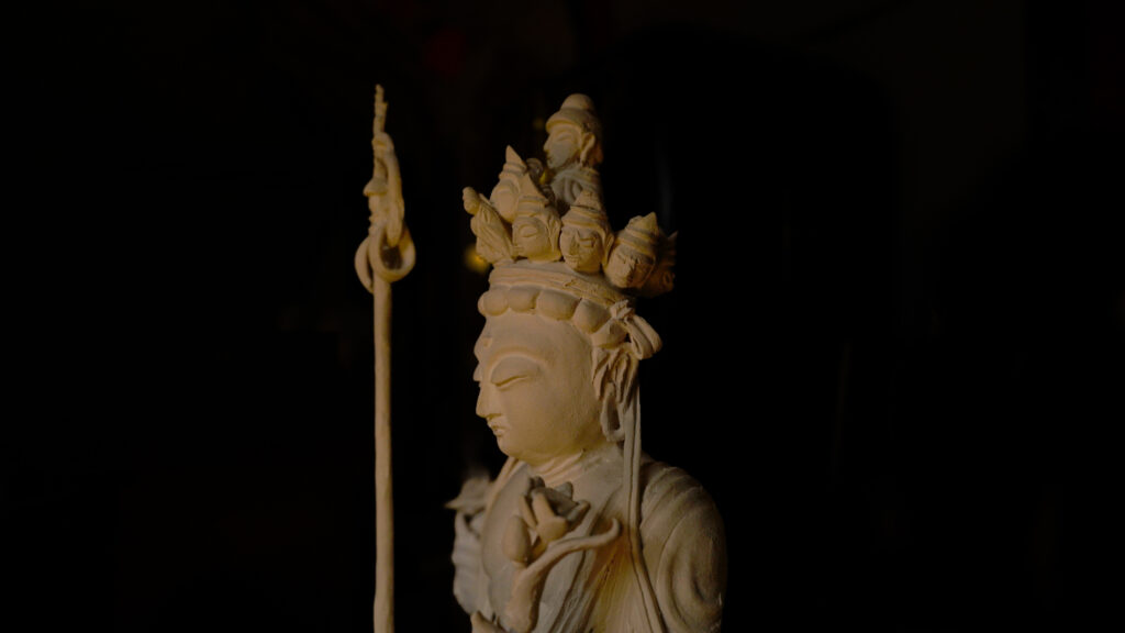 仏師大久保汰佳の仏像作品「十一面観音」