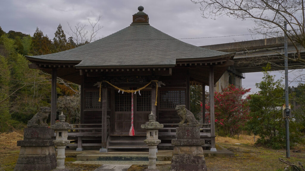 千葉県市原市明王山不動院の不動堂