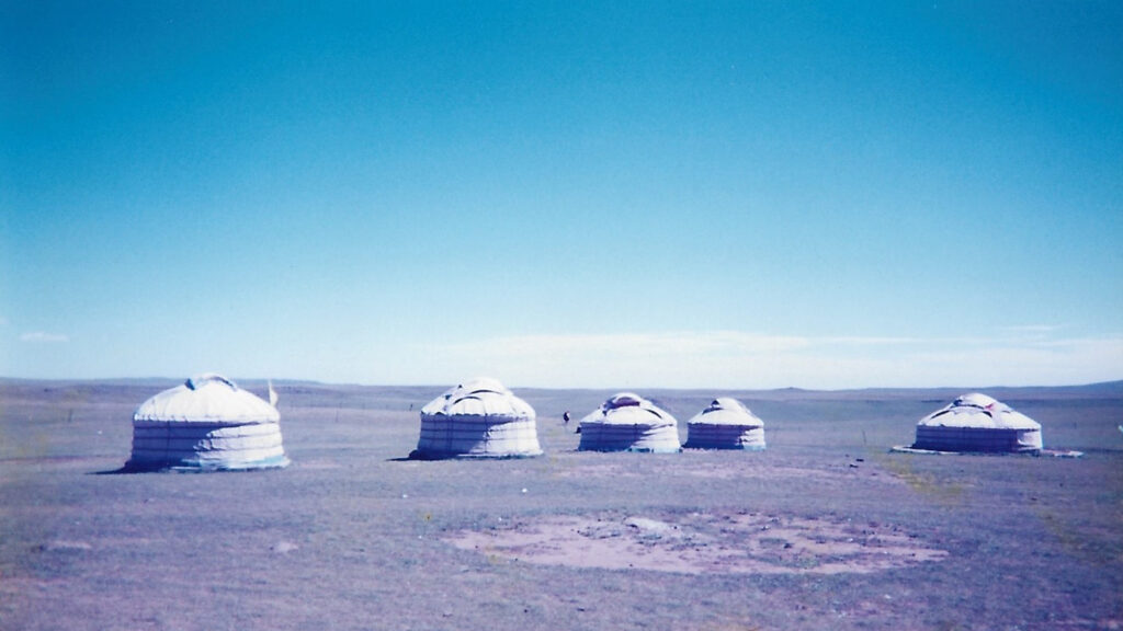 文化財修復家の久保暁子のインタビュー「かたる」バックパッカー